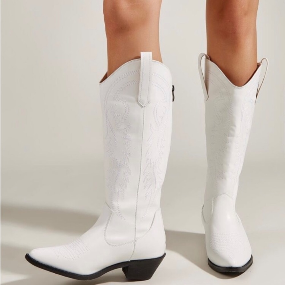 Embroidery Western Boots